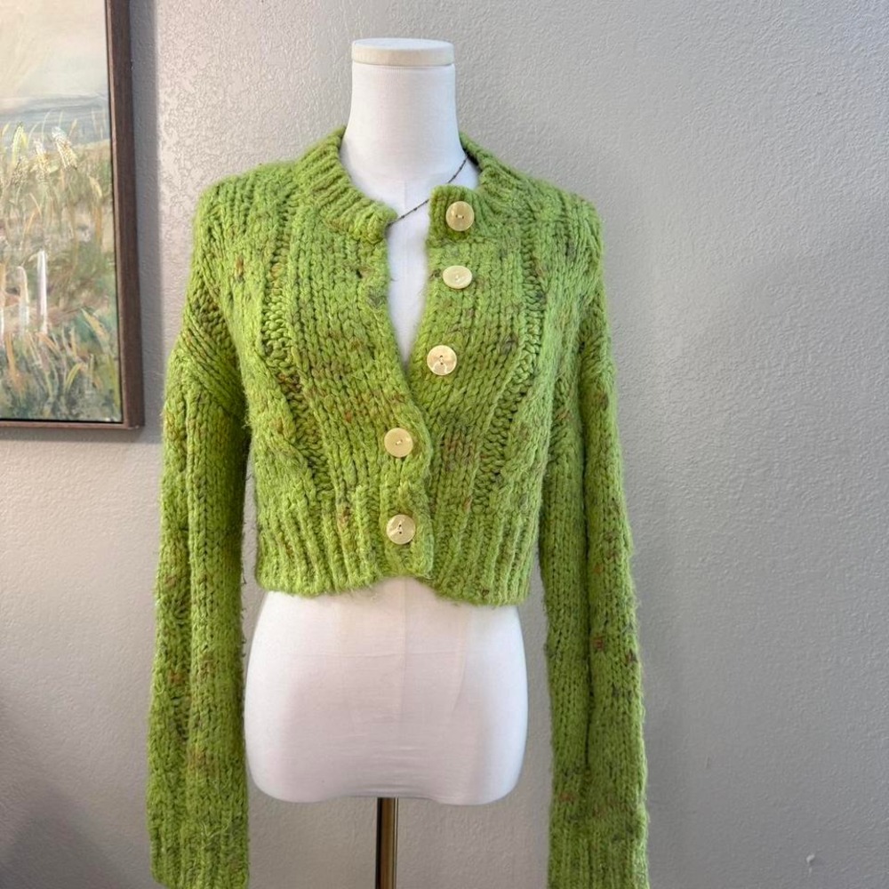 Urban Outfitters Green Cropped Chunky Knit Cardigan